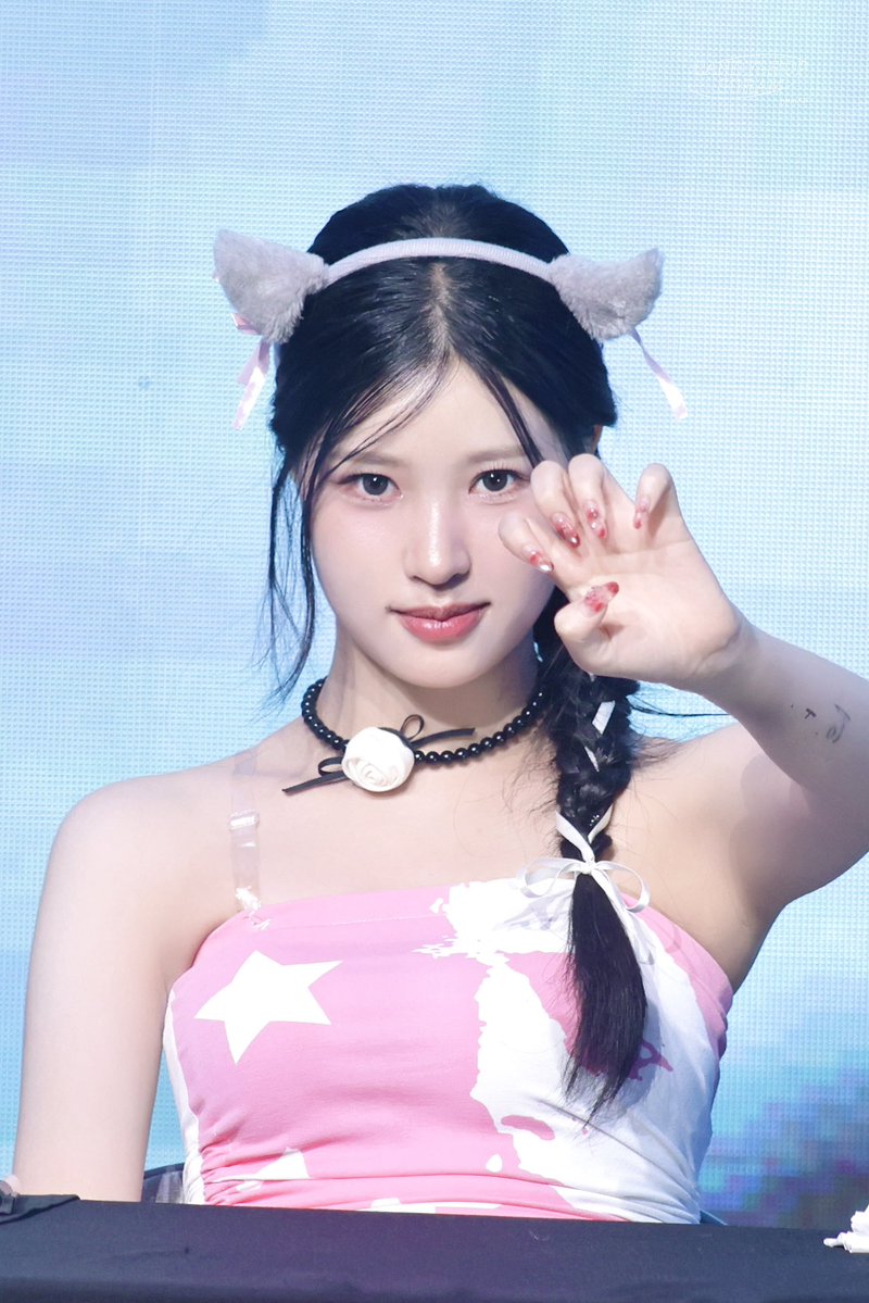 쥬니 tweet media