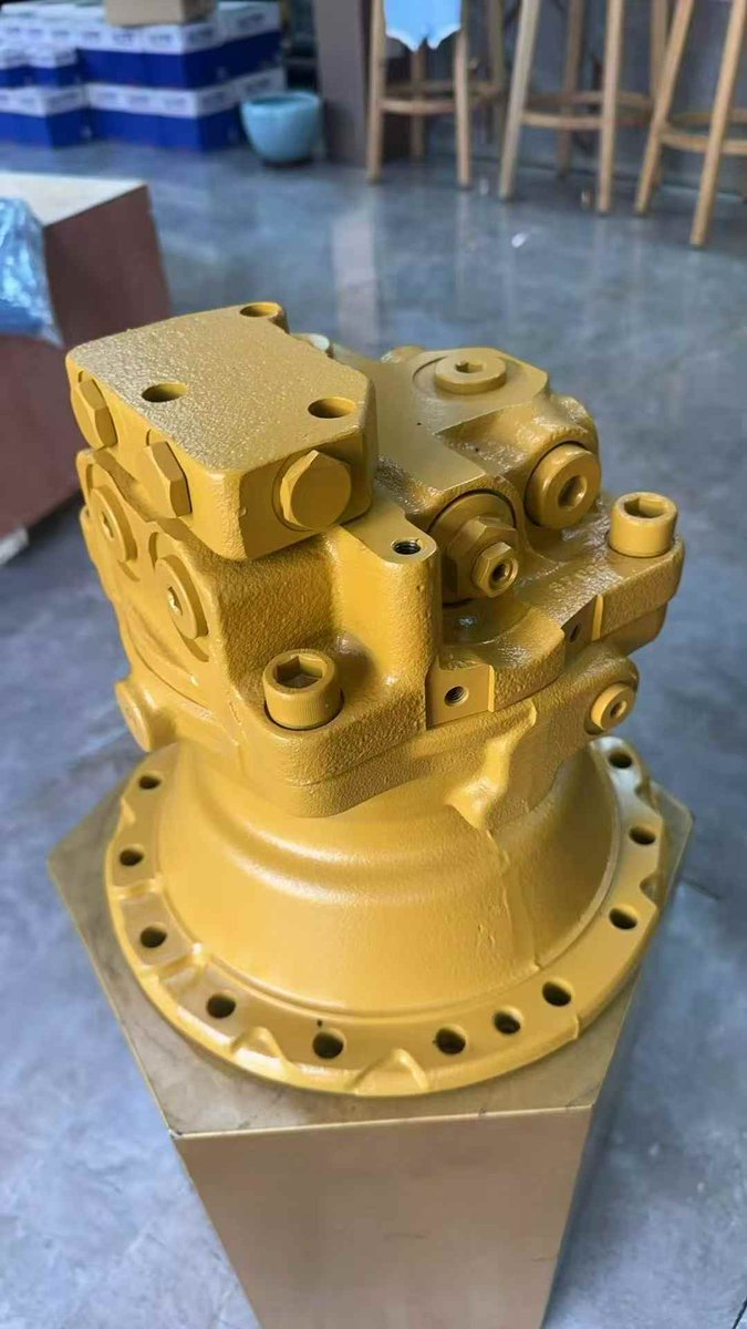 Nancy6473428999's tweet image. komatsu PC 160 swing motor 

#hydraulic #excavator #parts #swingmotor #motor #komatsu #PC