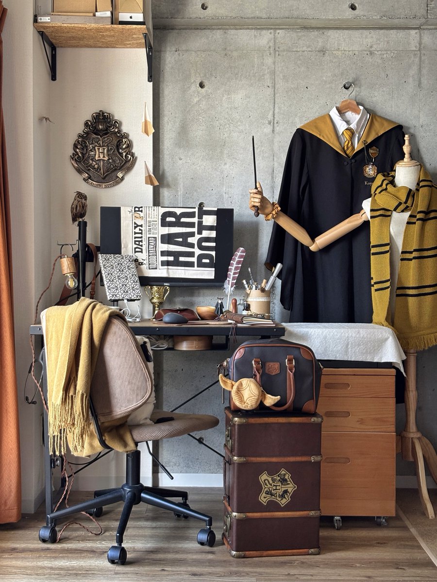 Ok0yuN's tweet image. 20歳、家賃70ガリオン、魔法界暮らし、魔女