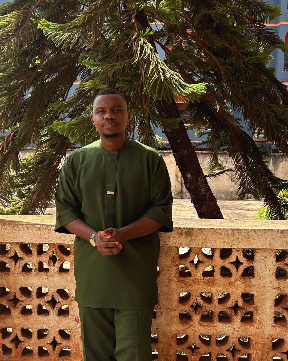 anthony🇻🇦 tweet media