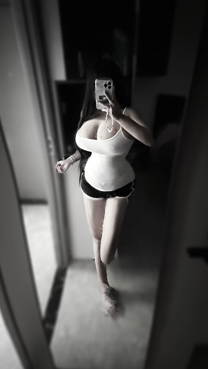 爱 tweet media