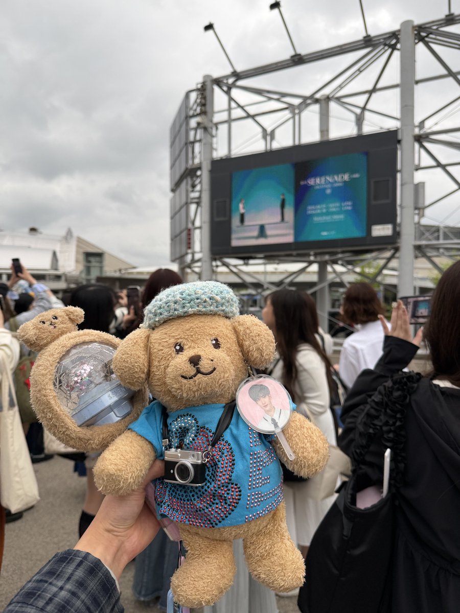 ドアちゃんもブルー仕様で来た〜