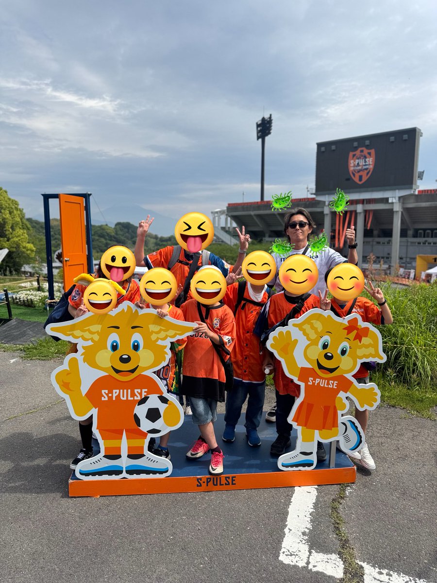 こん🦠 tweet media