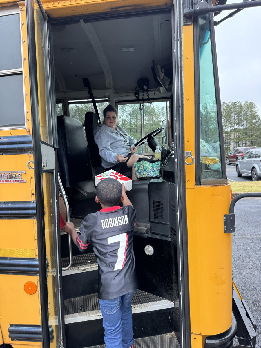 Wesley Lakes Elementary tweet media