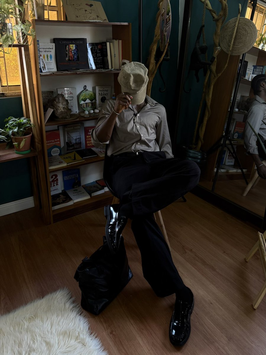 KC Santiago tweet media