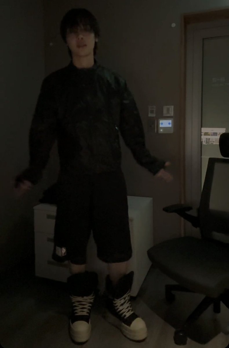 juju on fire tweet media