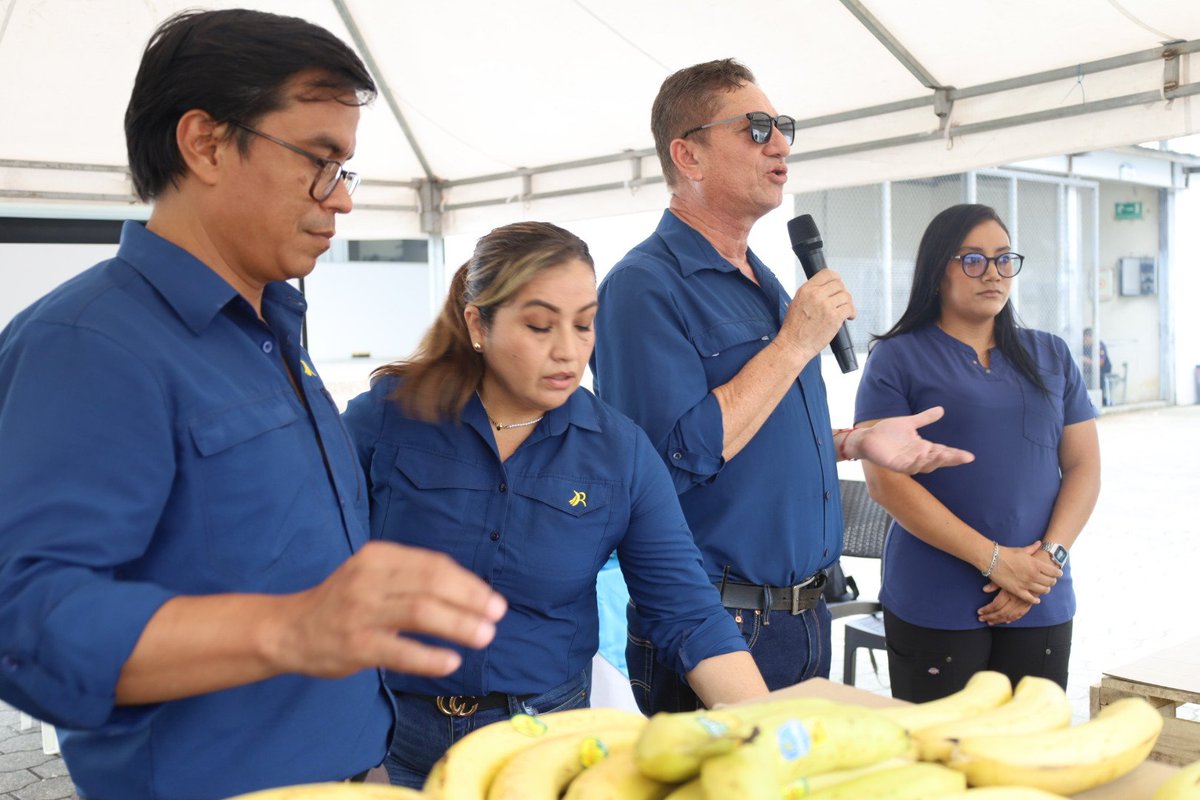 LosRiosIESS's tweet photo. El 🏥 Hospital General Quevedo conmemoró el Día Mundial de la Salud y Seguridad en el Trabajo con una casa abierta en la que se promovió la cultura de  prevención y entornos laborales seguros 👷🏻‍♂️ https://t.co/XKk4ONH4Tg