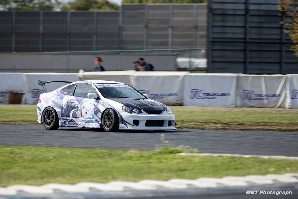 RF_Dcat's tweet photo. #RSY痛車走行会

ミスティさんからのお写真いただきました！
綺麗にかっこよく撮っていただけて嬉しい限りです🤝 https://t.co/k3RE5WJIkF