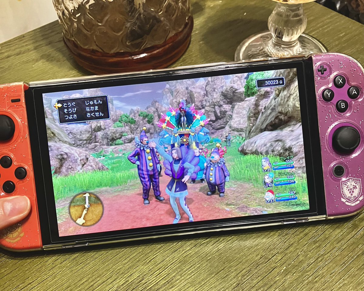 Don___F's tweet photo. 風邪で仕事も行けぬので積みゲーと化してたドラクエ11ひたすらやってる(:3_ヽ)_ https://t.co/bKm2UOB7J8