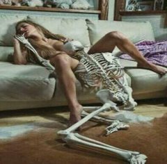 Feminists every night 👇👇😂