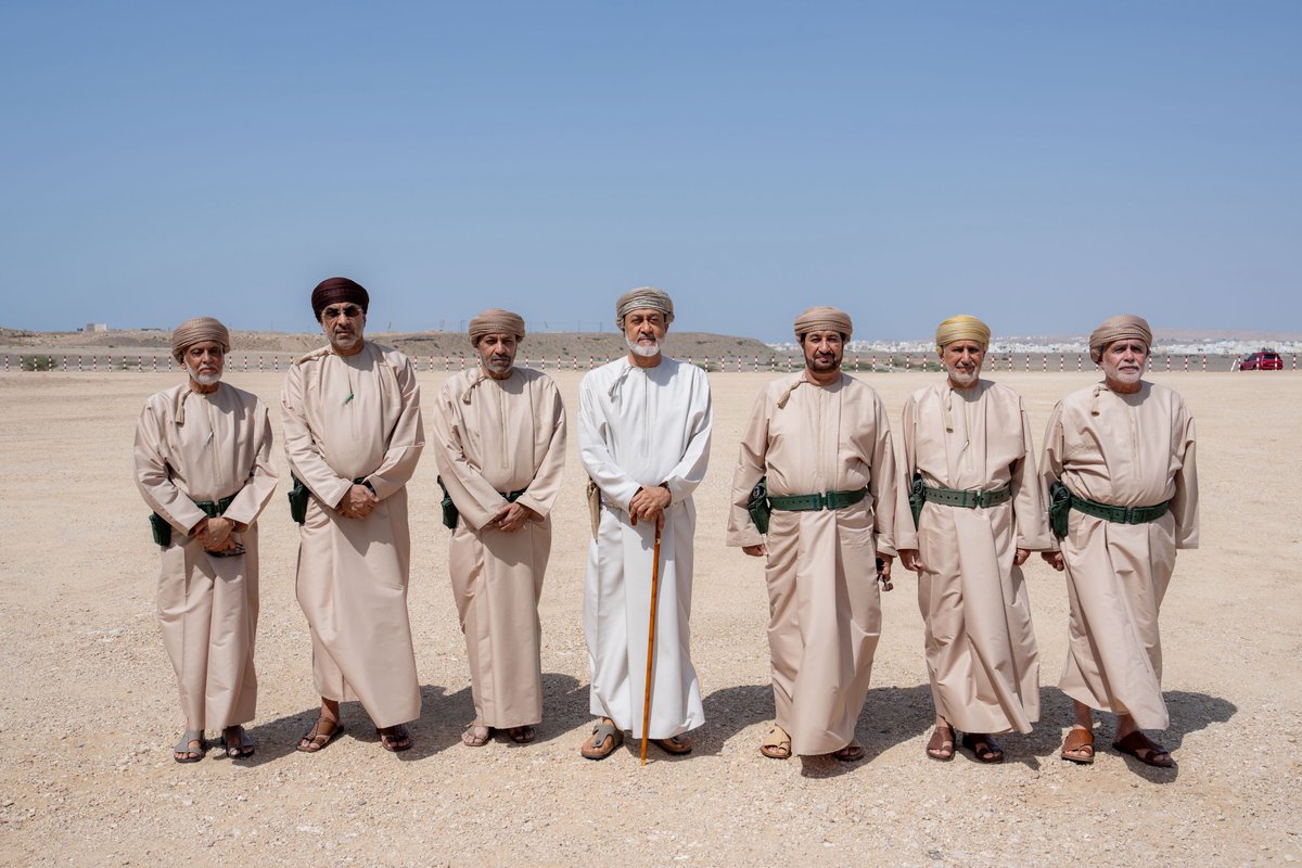 Royal Oman Family tweet media