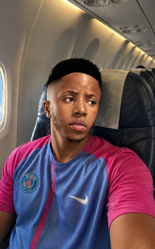 BIG EYEBEE 🦅 tweet media