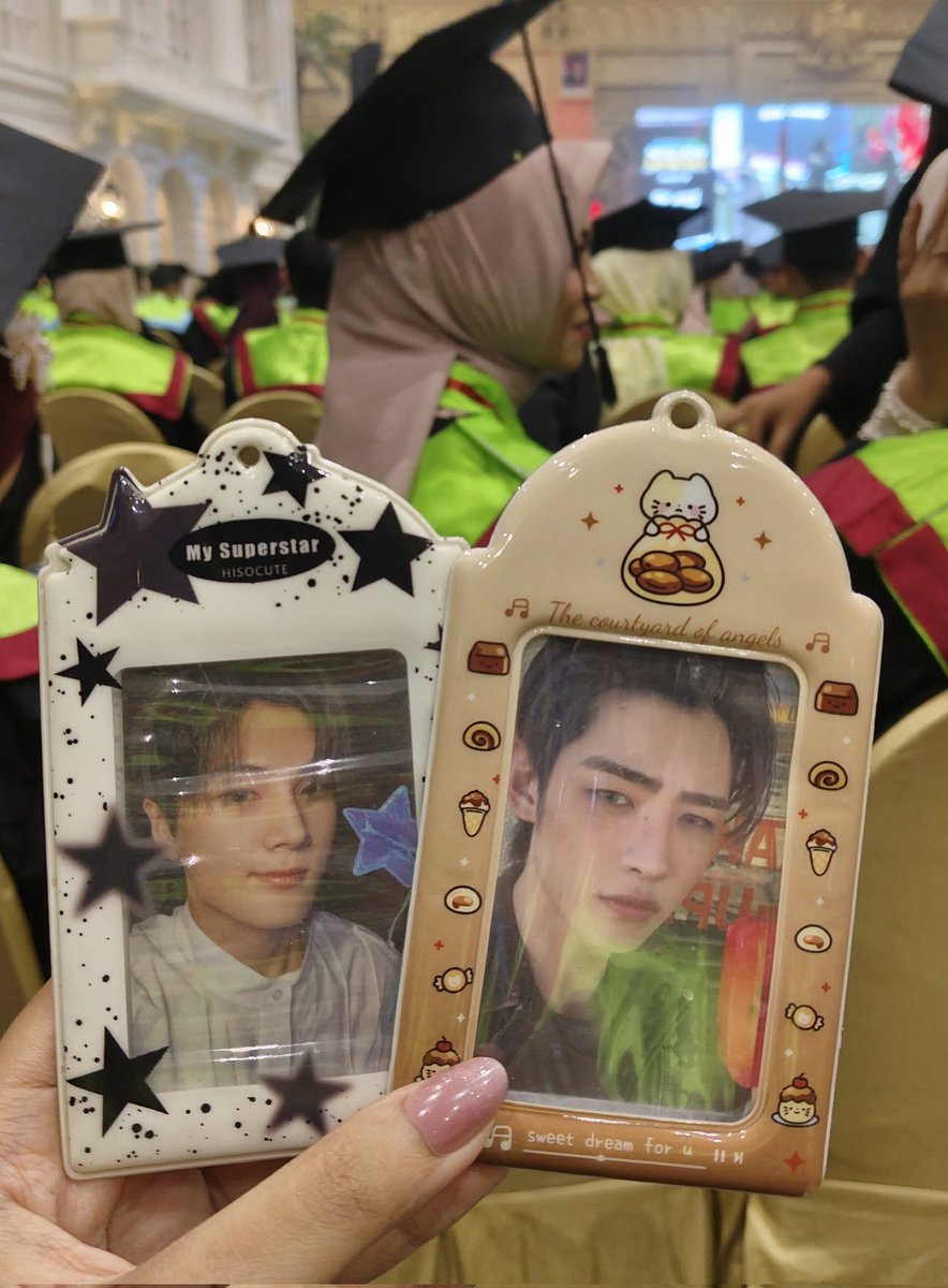 afaaa❄️ tweet media