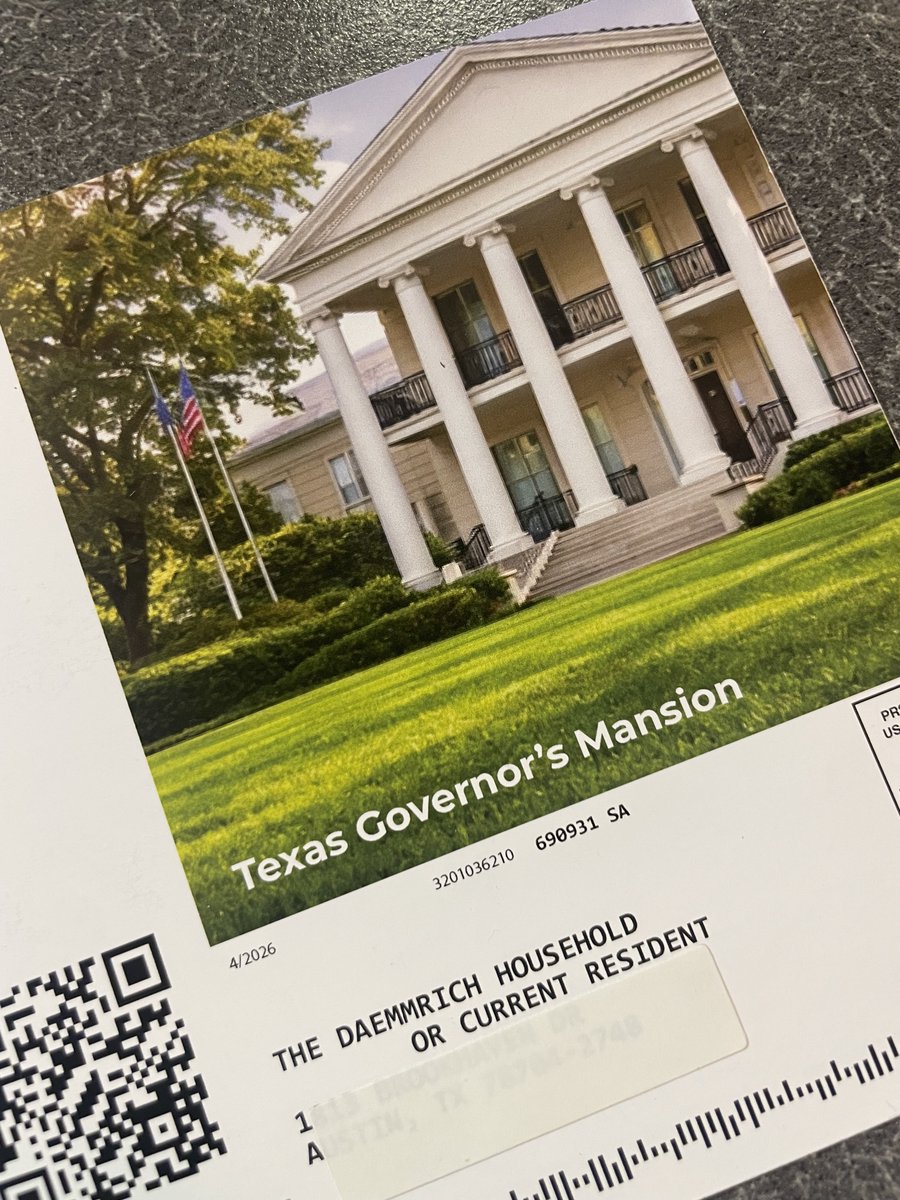 bobphoto's tweet photo. Been there a couple times and I really don’t think this is the current Texas Governors Mansion……wtf Real Green? @bobphoto #bigmistake #txlege https://t.co/s5gngGCzoH