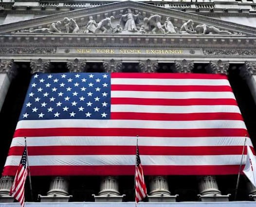 ImCryptOpus's tweet image. 🚨PREDICTION MARKET ETFs COULD #LAUNCH NEXT WEEK

Bloomberg #ETF analyst James Seyffart says the first U.S. #prediction market ETFs could go live as soon as May 5. Roundhill filed updated SEC paperwork for six funds tied to U.S. election outcomes. That means investors may soon be