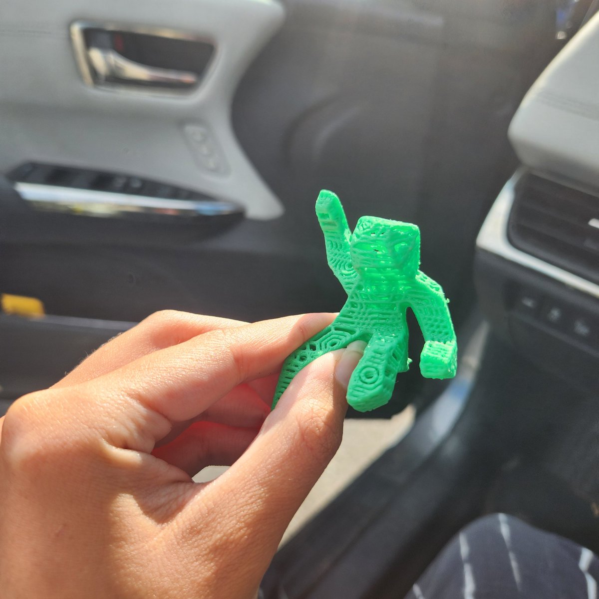 project hail goose 🪐 hws romania's biggest fan 🍉 tweet media