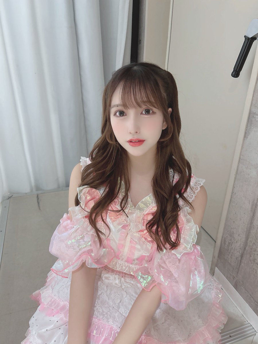 izumisabuyade's tweet photo. ピンク色担当の世界線🎀💗 https://t.co/NCZvGrdyQG