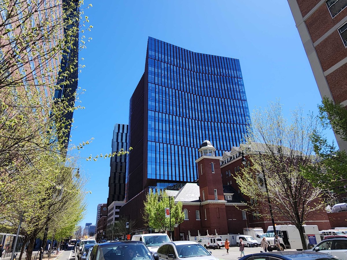 HPCwire's tweet image. IBM and MIT Launch Computing Research Lab Focused on AI and Quantum
@IBM @MIT @MIT_SCC #HPC #QuantumComputing
Link: ow.ly/wPWb50YRIgs
