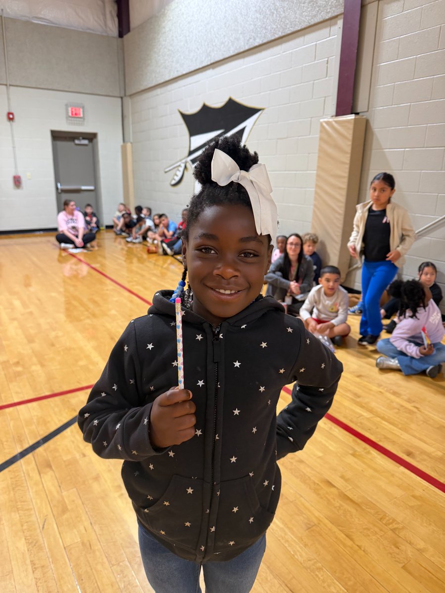 NettletonSTEAMe's tweet photo. Congratulations to these Accelerated Readers who were celebrated this week!! 📚📚
#STEAMe #AcceleratedReader #BuildingLifelongReaders https://t.co/rZ3ZIAP5EF