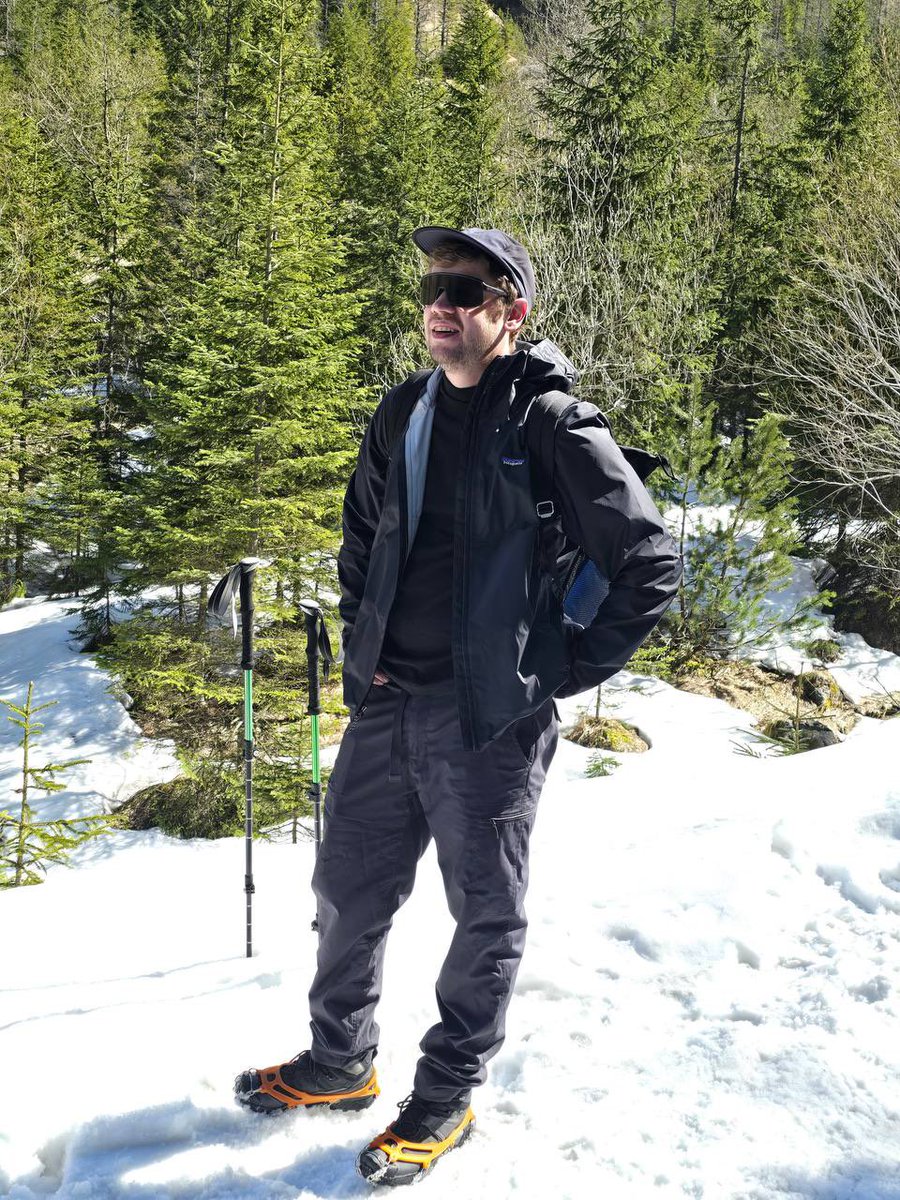 hermanslon's tweet photo. Went hiking in the Tatras. Loved it. https://t.co/MeXOXyExaa