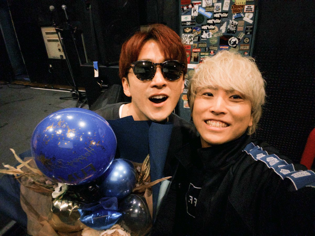 mamekozoudes's tweet photo. ふーまさん誕生日おめでとうございました🎉
毎年恒例！！今年もお祝いできて幸せ！！

四日市もCHAOSもやっぱ好きだなぁ☺️

夏の #東フェニ東名阪ツアー も
みんなよろしくね！！

#MDJ https://t.co/MSoJP63NhP