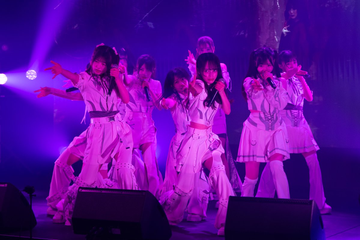 WHITE SCORPION tweet media