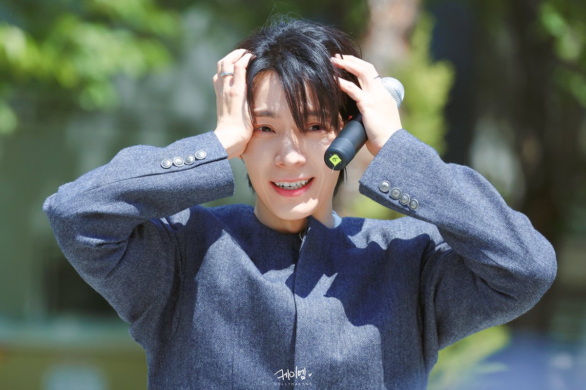 🐯

2026.04.25 - MBC 쇼!음악중심 미니팬미팅

#동해 #DONGHAE
#슈퍼주니어 #SUPERJUNIOR