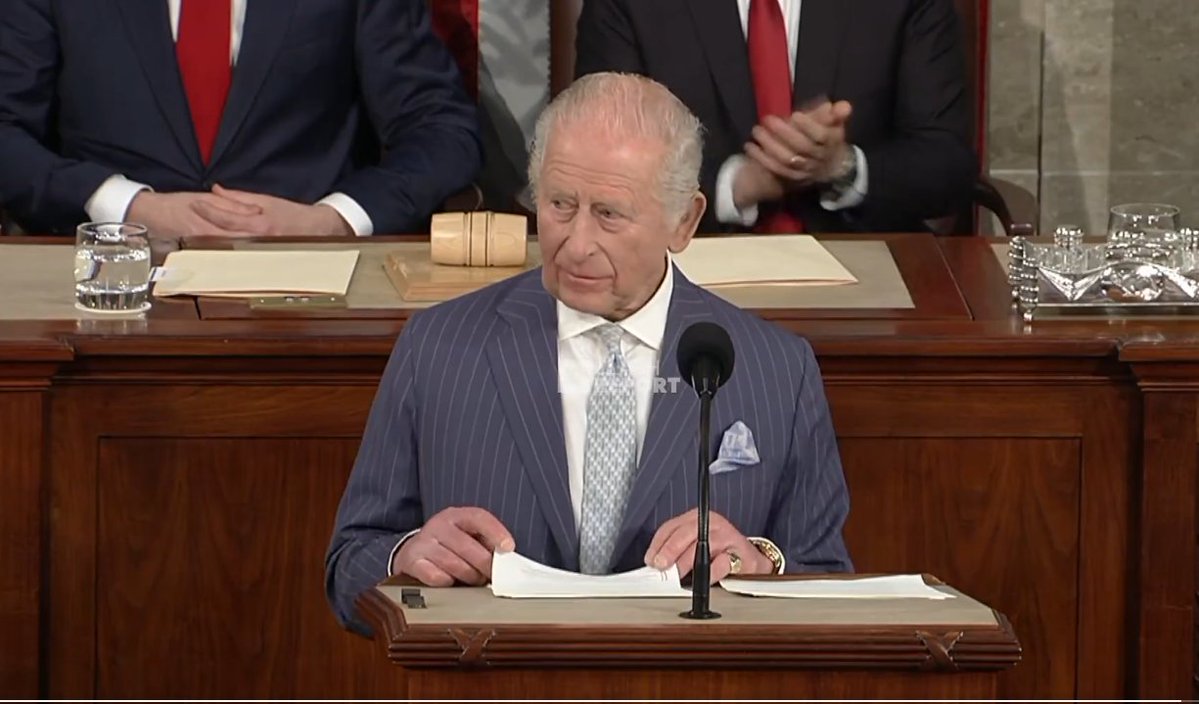 JanTheStitchWitch tweet media