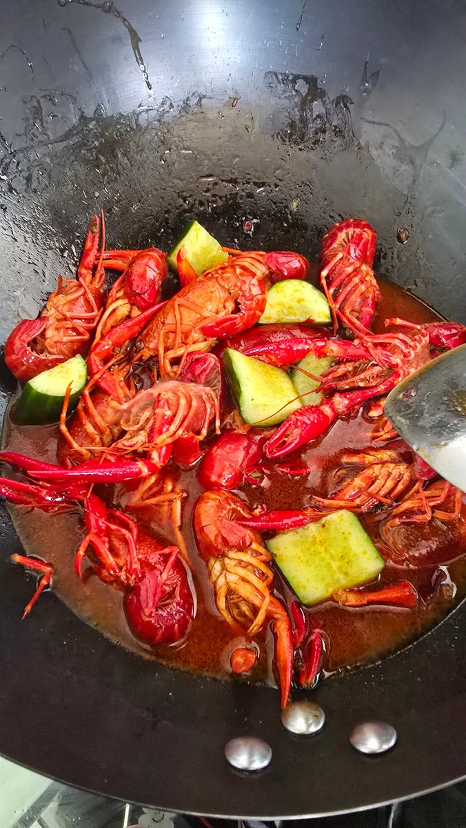 เจบิง ที่ชื่อจริงว่าเซลินน์ 😜 🤍🤍 tweet media