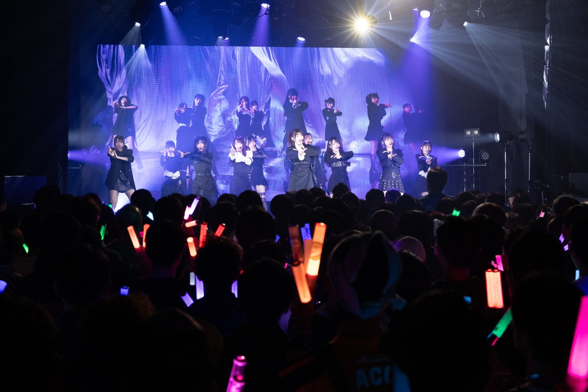 WHITE SCORPION tweet media