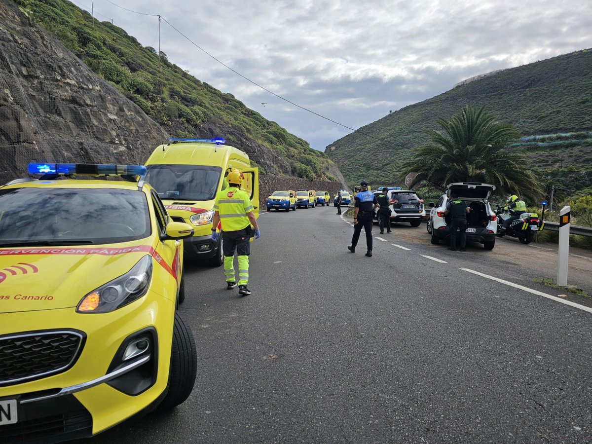 112 Canarias tweet media