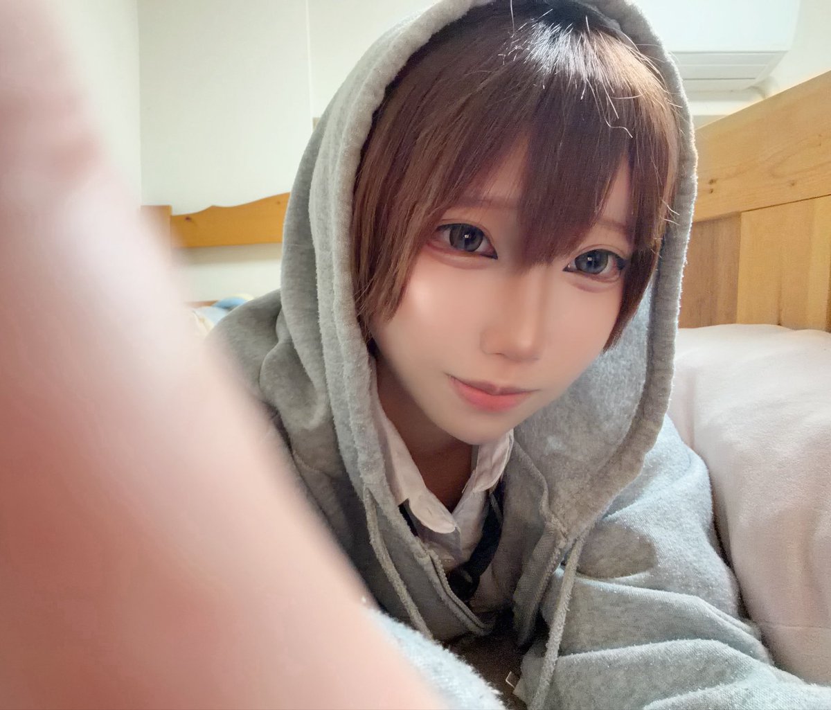 つき tweet media