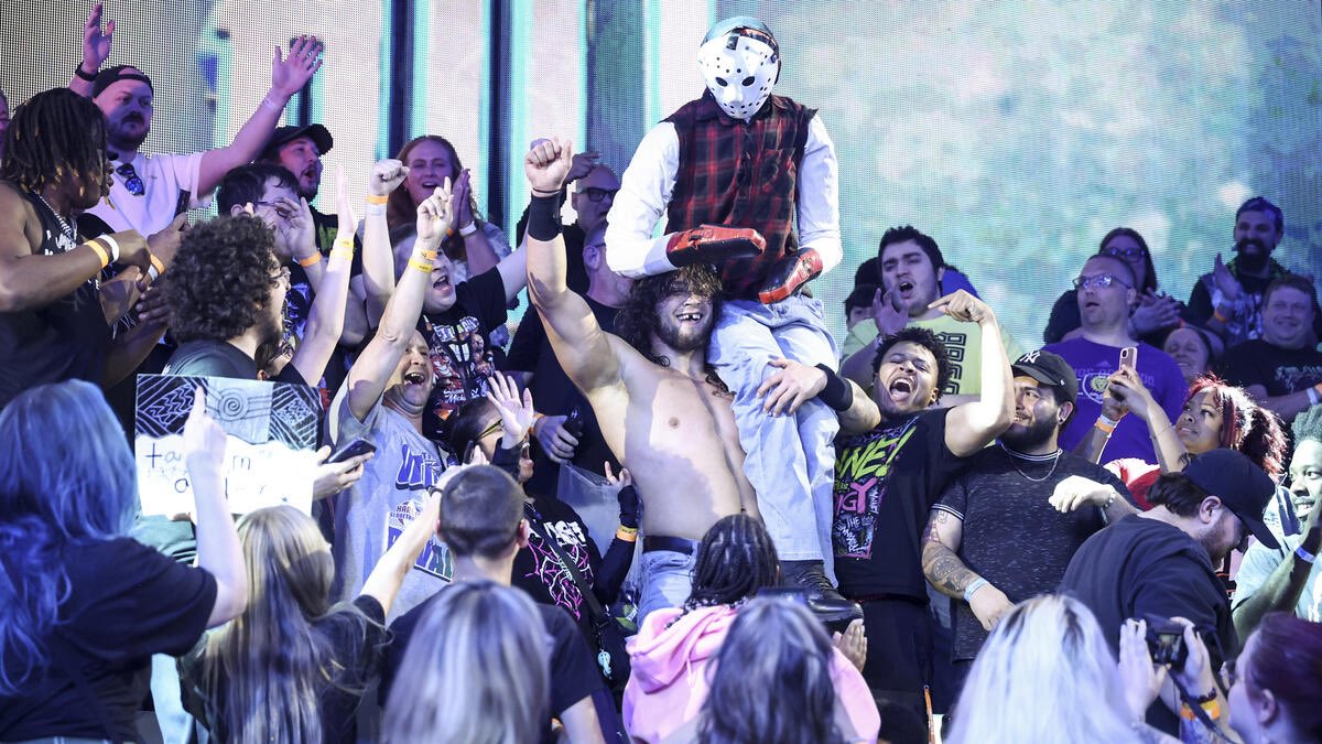 this just might be my new favorite picture. thank you for making last night special. there’s no place like NXT :)