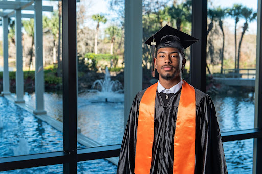 AltEd_OCPS's tweet photo. Congratulations Jalen! This #SimonYouthAcademy graduate plans to attend @ocpsotc to pursue a career in HVAC. He would like to thank his mom and dad for pushing him when he didn't want to be pushed, and his great-grandpa for being his spiritual guide #AltEdGrads #OCPSAltEdRocks https://t.co/7AFXfaE2VZ