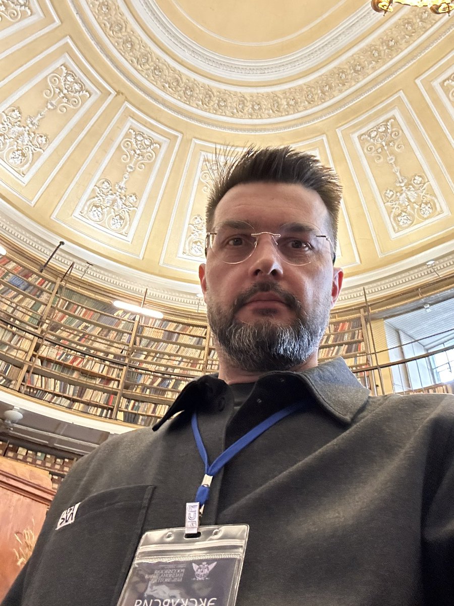 glukhoff39's tweet image. Сходил в крупнейшую российскую библиотеку. Ожидал, что сова принесёт письмо из Хогвартса, но вместо этого нашёл потрясающие книги 🤷‍♂️📚 #Hogwarts #harrypotterseries