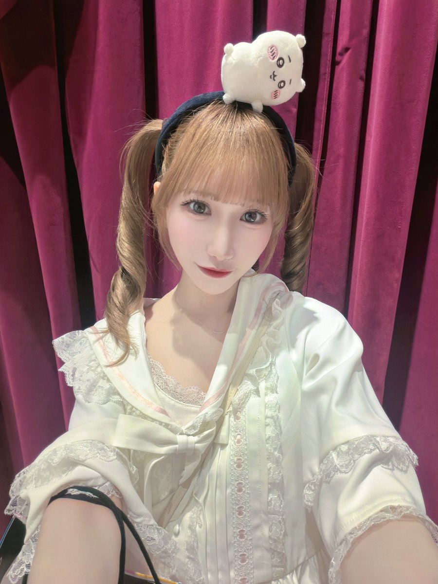 りるるな tweet media