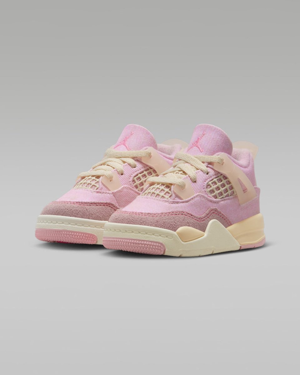 TheSoleWomens's tweet image. Air Jordan 4 TD Pink Carmine dropped at Nike 💞 &amp;gt; thesolesupplier.co.uk/cl/ycrpfkz #ad #nike #jordan