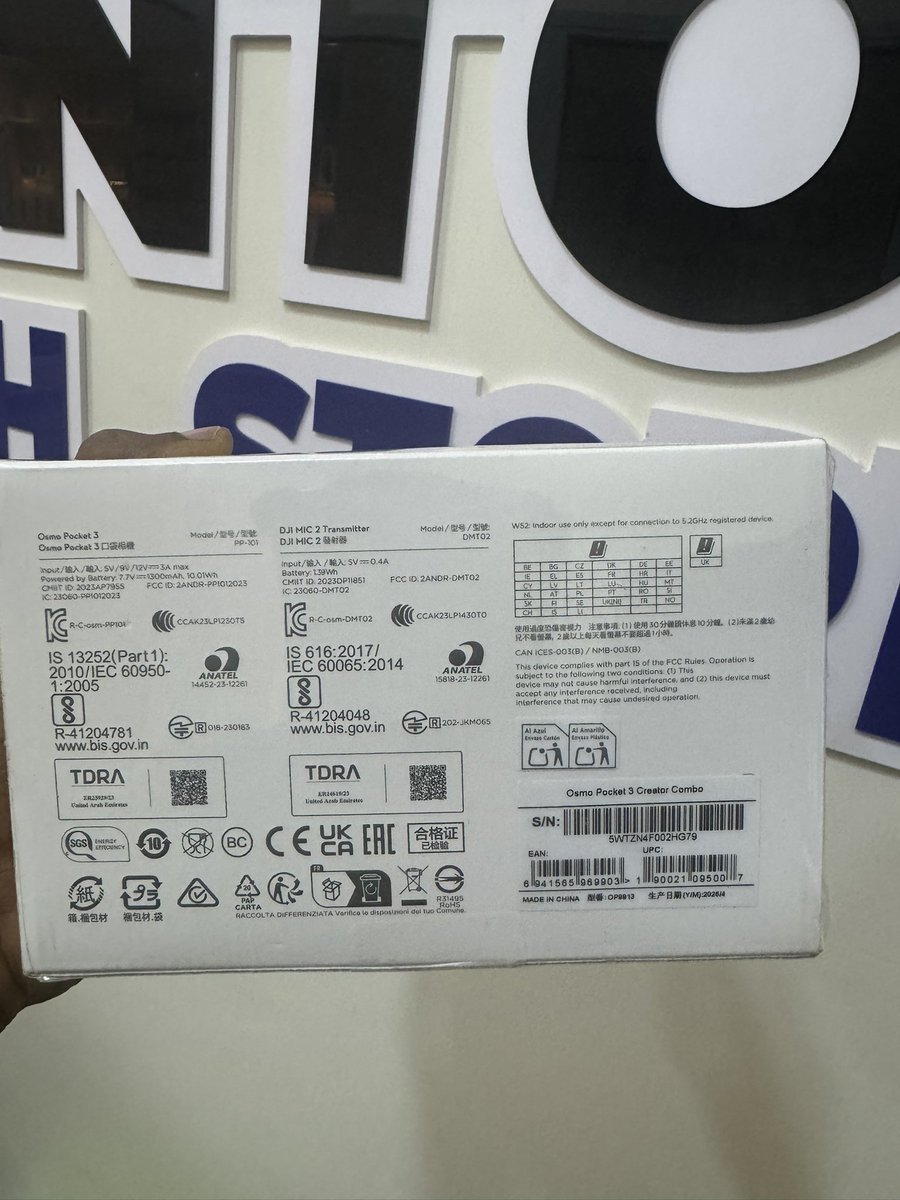 clintontechstor's tweet image. In store, tap in!

Get your quality gadgets from us 💯. 

Send @clintontechstor a DM to purchase or contact us on WhatsApp: 08145420926 or call: 08068868691

Address: FA62 NEW BANEX, Wuse 2 #gadgets #phones #iphones #accessories #clintontechstore #banex #banexplaza