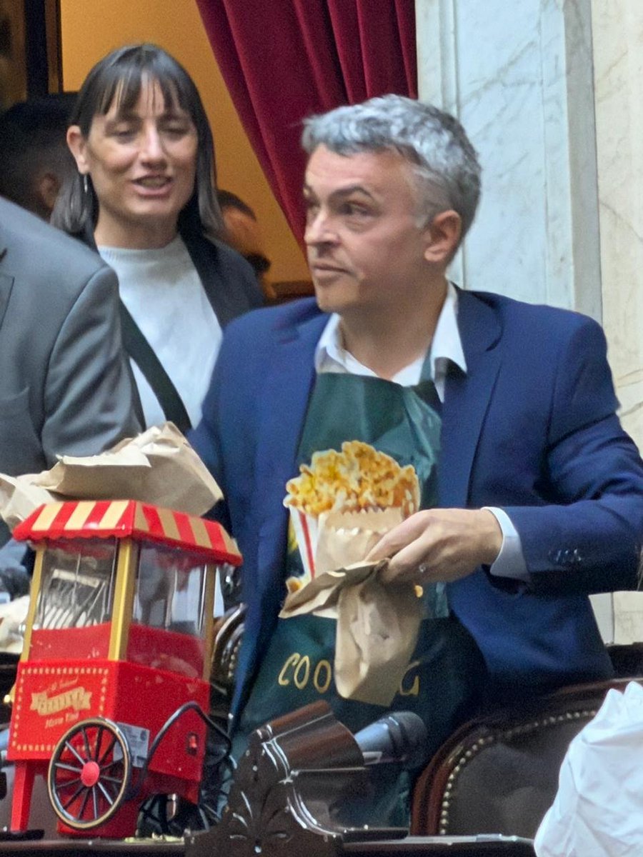 Traductor 🥹💕💐 tweet media