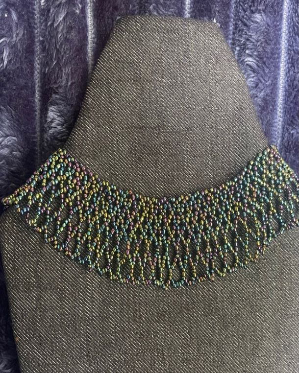 mytarooka's tweet image. Elegant, classic short-beaded collar — only $25. Instantly elevates casual or formal looks. Limited stock—grab yours today. #Jewelry #Style 
tarooka.com/listing/190/sh…