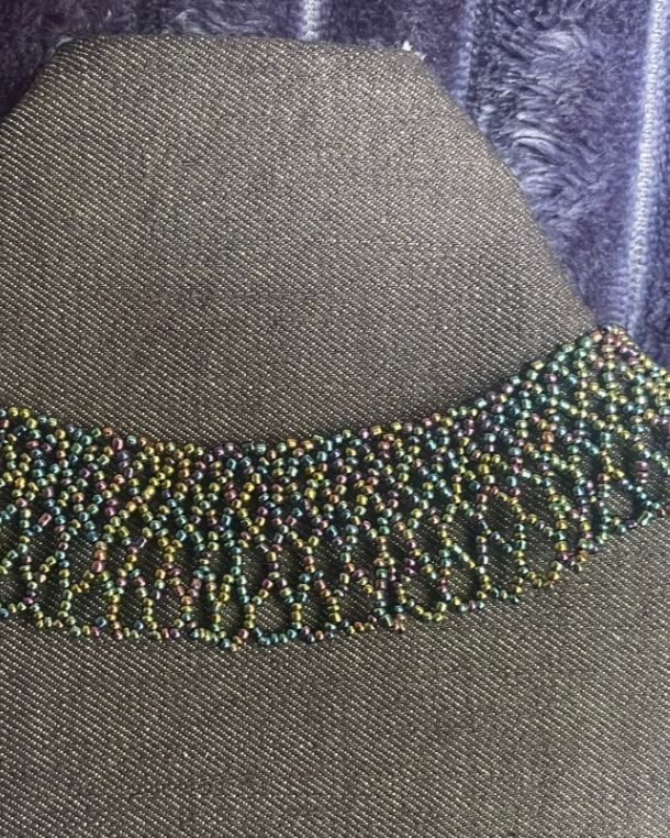 mytarooka's tweet image. Elegant, classic short-beaded collar — only $25. Instantly elevates casual or formal looks. Limited stock—grab yours today. #Jewelry #Style 
tarooka.com/listing/190/sh…