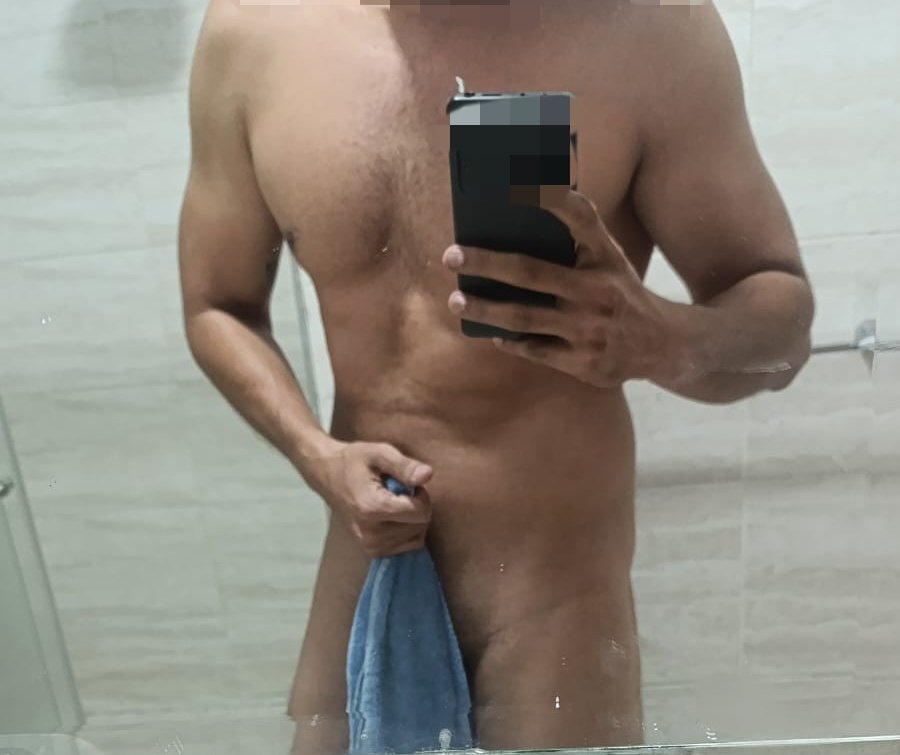 JormanFit's tweet photo. Mañana con ropa algo ligera 🔥🥵 rico sentir un booty encima. 🍑
#single #cali #morbo #nude #booty #hotgirls #amateur @CLO_Cruising https://t.co/rGFpVFrm0Z