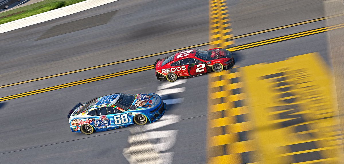 NickBaumann9_16's tweet photo. Tonight we ride one last time in season 8. It's been a great season with ups and downs and it's been fun. Missed out on the championship 5 but we're gonna try our best to go get that first win tonight. Best season of my career so far and hope for even better things in season 9. https://t.co/zW9XkAnynf