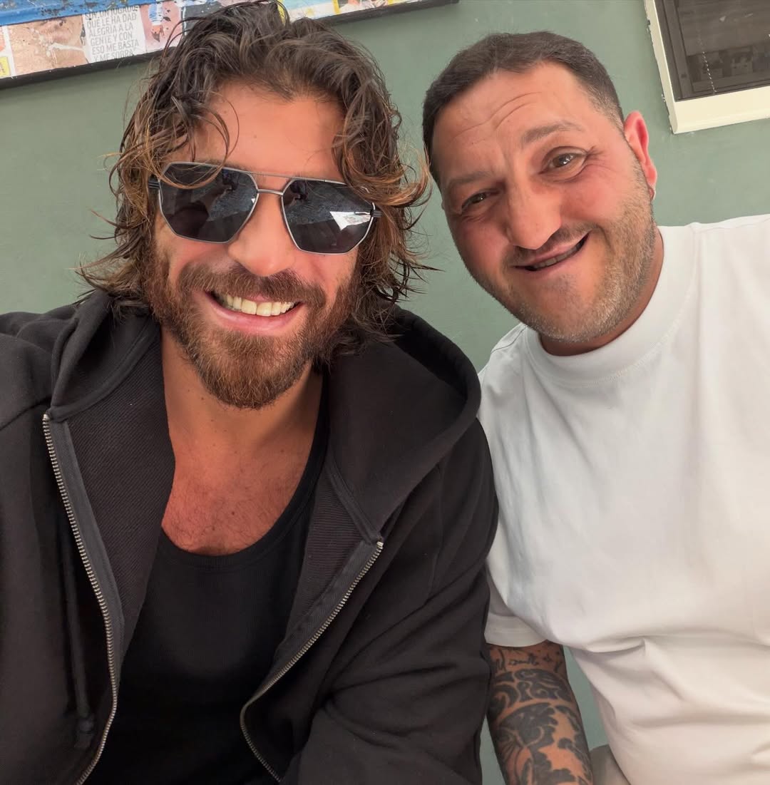 maria1010yo's tweet image. El antes y el después.
¡¡ME ENCANTA!! 😍
#CanYaman
#Bro
