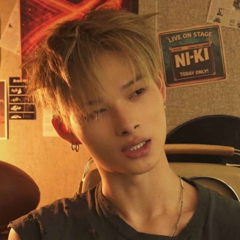 #rikvi ໒꒱ིྀ ❤︎ tweet media