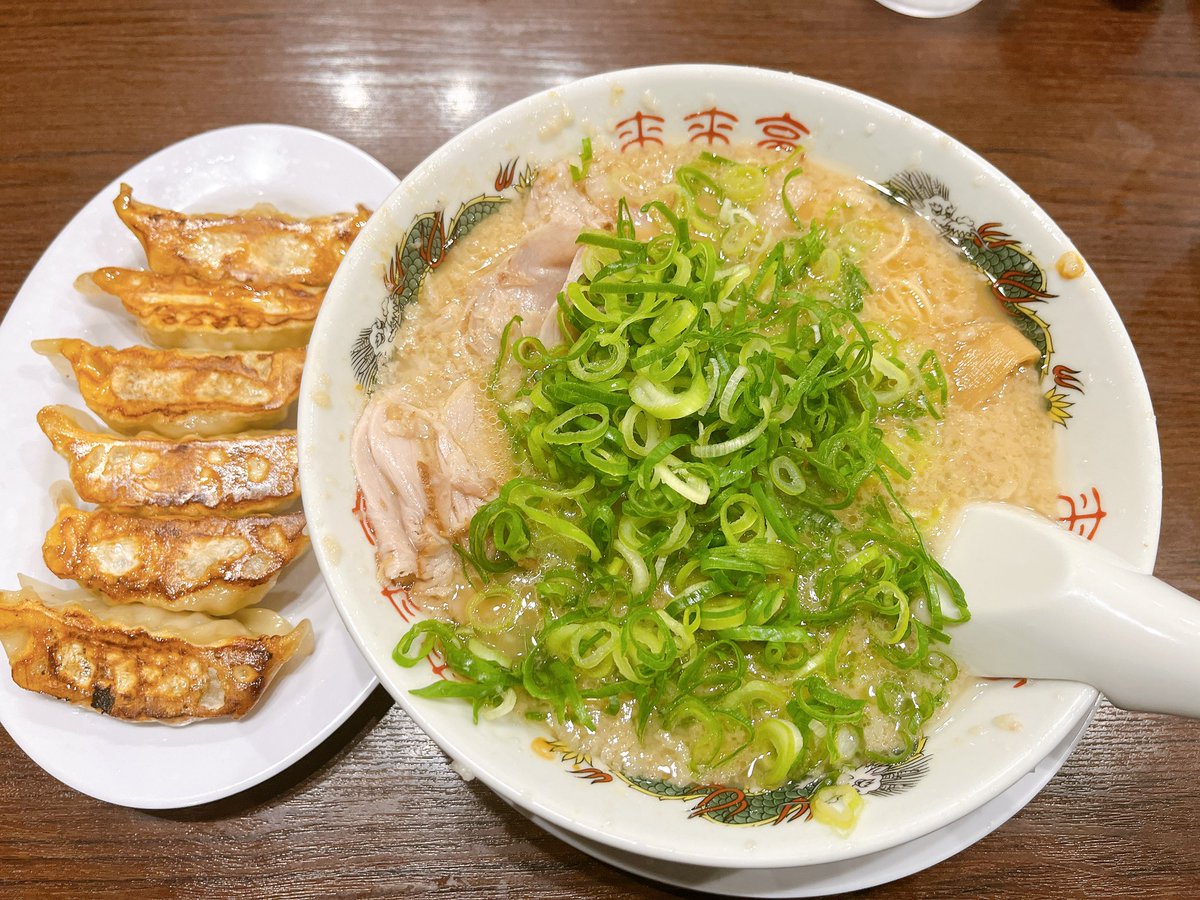 kinokinococo's tweet photo. こっそり来来亭に行きました https://t.co/WnF1GImGSB