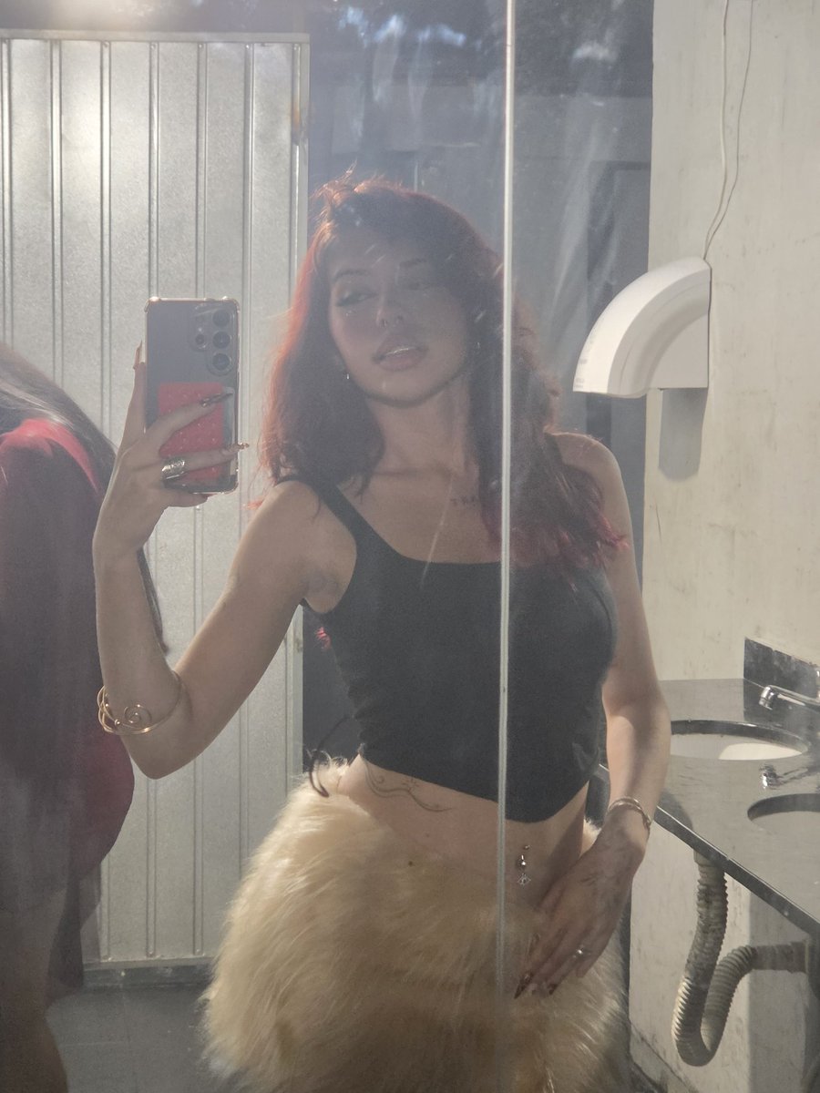 ☆luluca☆ tweet media