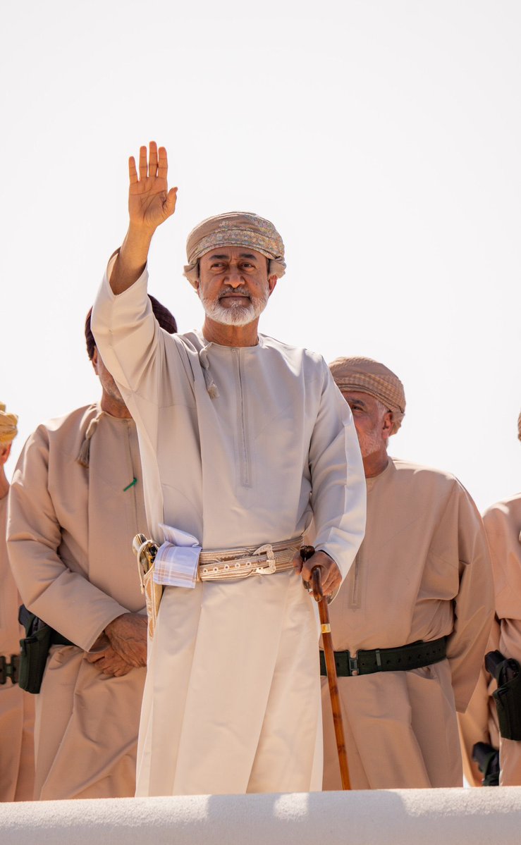 اليد الكريمة البيضاء الممتدة بالخير في السهل وفي الجبل 💚🇴🇲