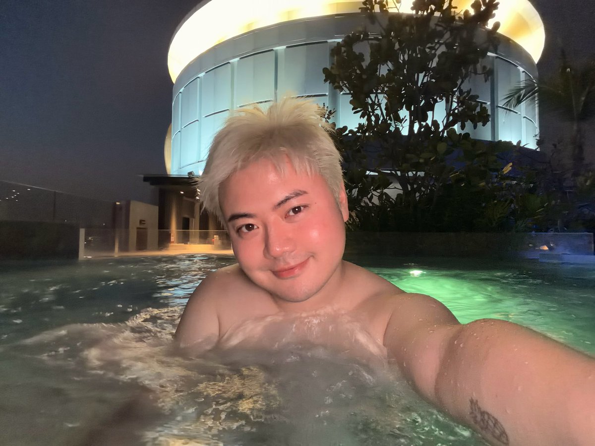 🍑毛毛胸肉壮小熊🐼 · 北京 tweet media