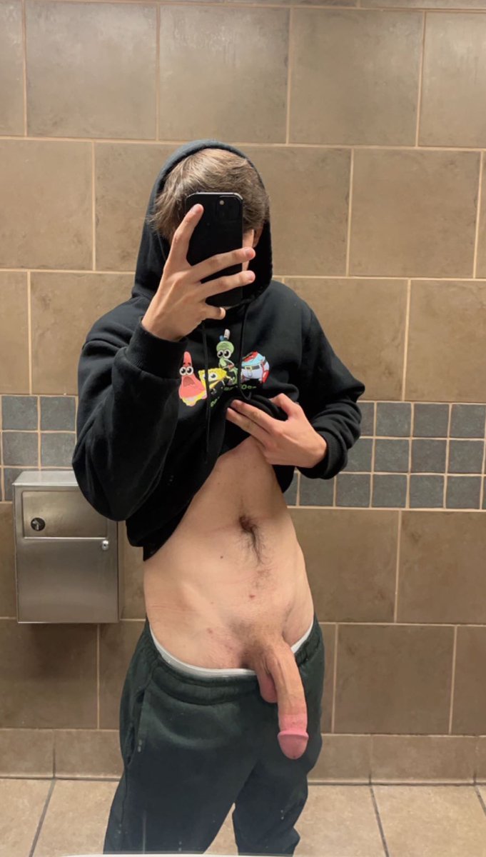 BWCblakee's tweet photo. Not even all the way hard #nsfwtwt #bwc https://t.co/LrmgVWxJJt